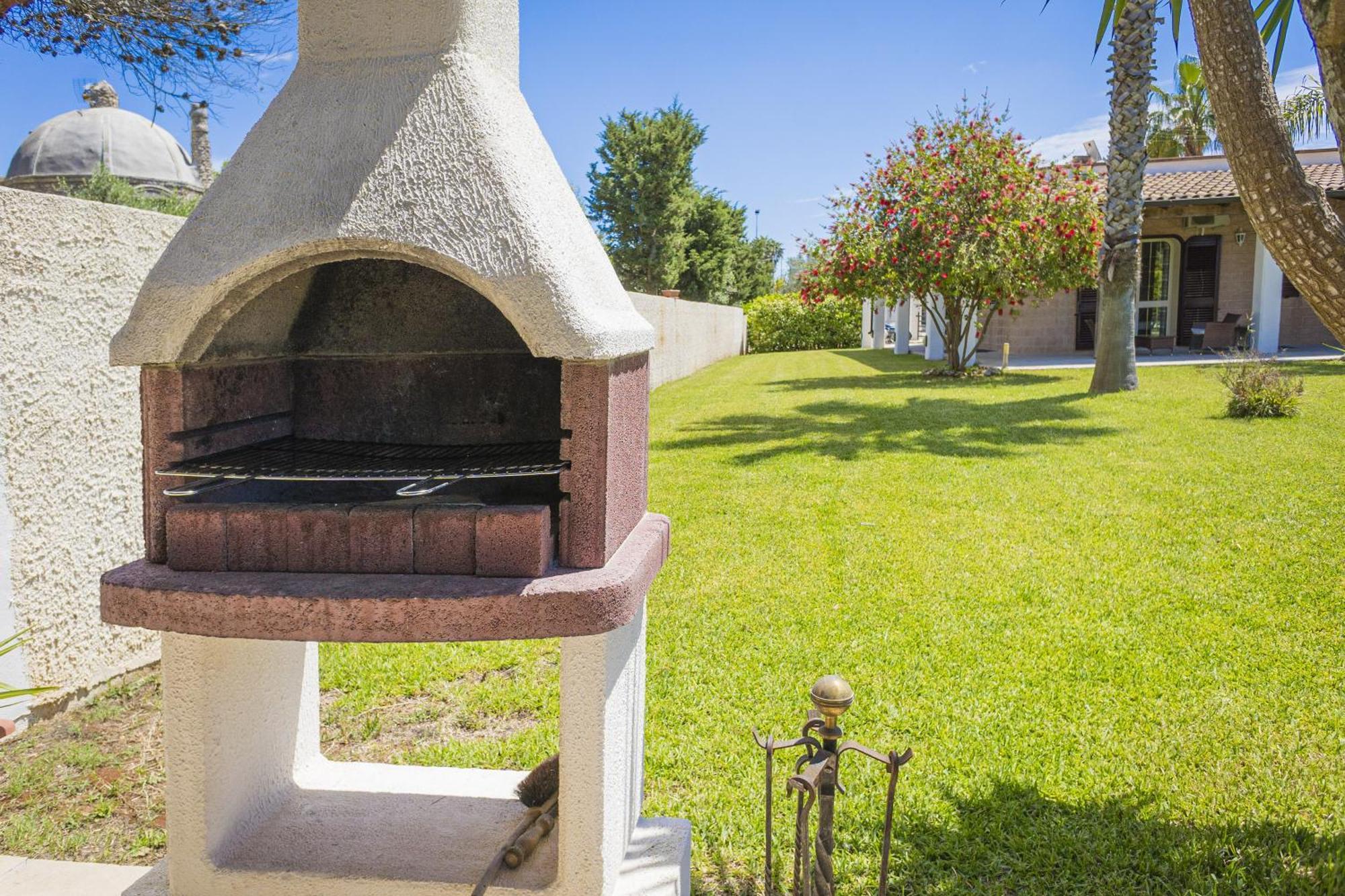 Villa El Capitano With Garden And Pool - Happy Rentals Muro Leccese Exteriér fotografie