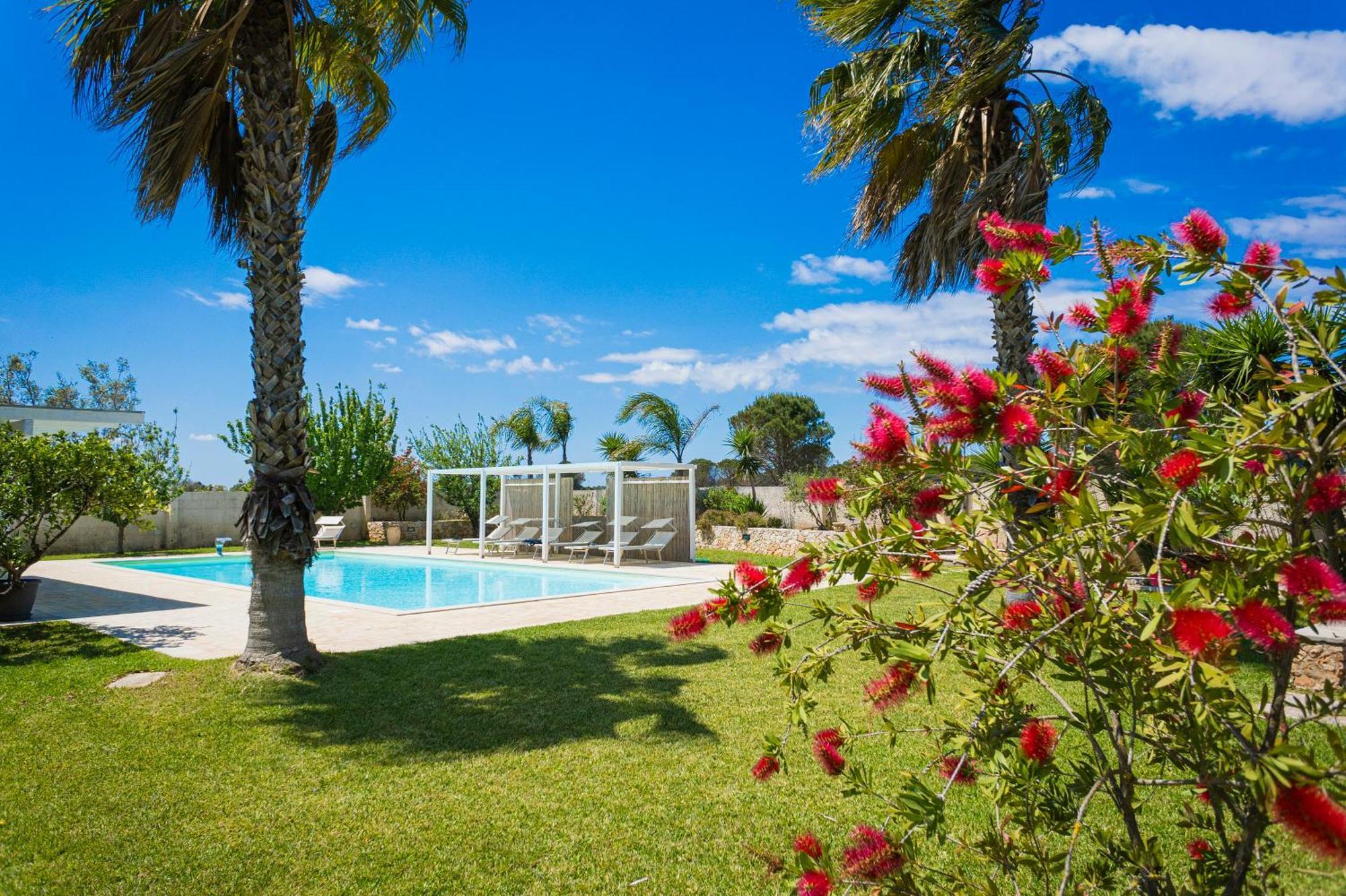 Villa El Capitano With Garden And Pool - Happy Rentals Muro Leccese Exteriér fotografie